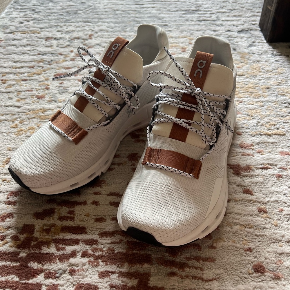 On CloudNova Shoes
